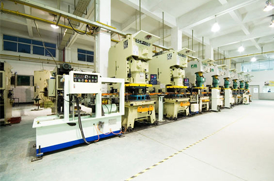 生產(chǎn)車(chē)間